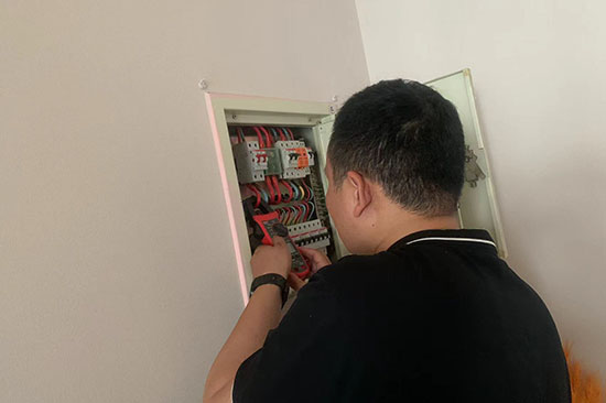 新租門面房做烘焙店，開業需要做消電檢